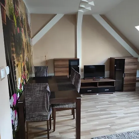 Greg Apartment