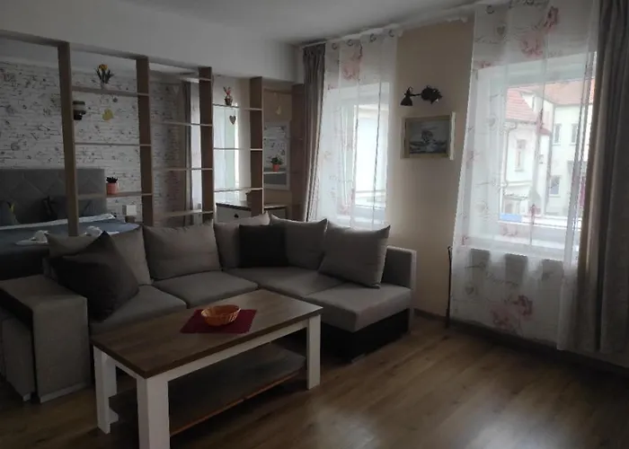 Greg Τσέσκε Μπουντεγιόβιτσε